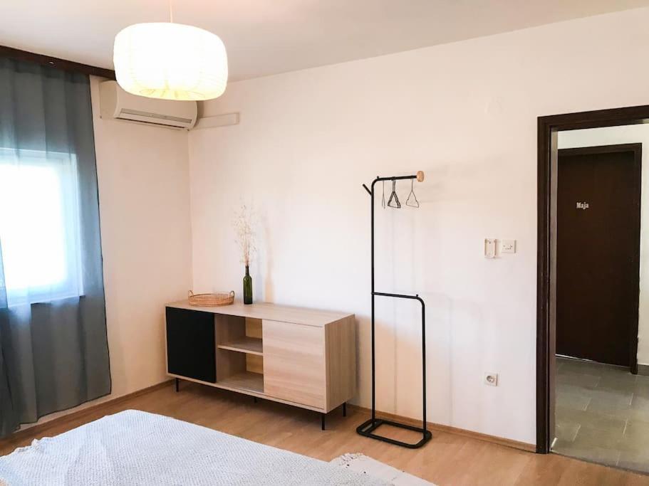 Lukenda Rooms Pakostane Ngoại thất bức ảnh